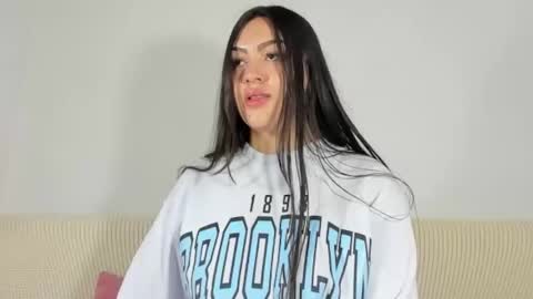 sweet_sophie_7 online show from January 24, 4:06 pm