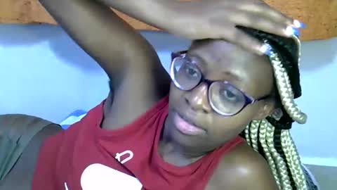 sweet_zarah online show from February 25, 4:05 pm