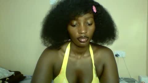 Snapshot of sweet_zuri3 chatting on September 25, 3:27 am zuri online show from September 25, 3:27 am