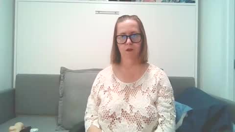 sweetandnaughty123 online show from January 14, 8:25 pm