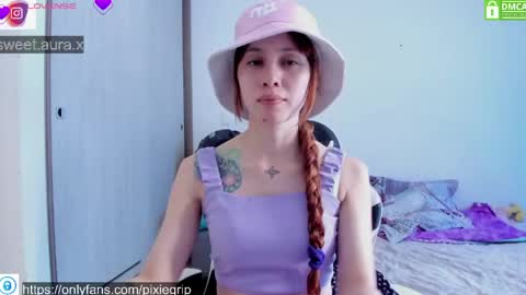 SweetAura0 0  online show from April 28, 5:39 pm