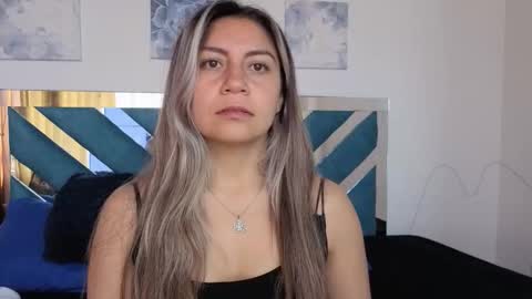 Cinthia online show from October 17, 1:25 pm