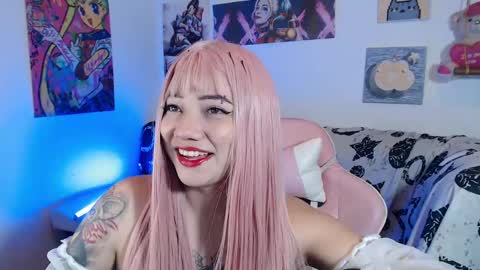 Snapshot of sweetcrime chatting on February 22, 3:34 am Independent model online show from February 22, 3:34 am