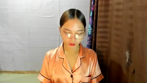 SOPHIA online show from March 4, 6:04 am