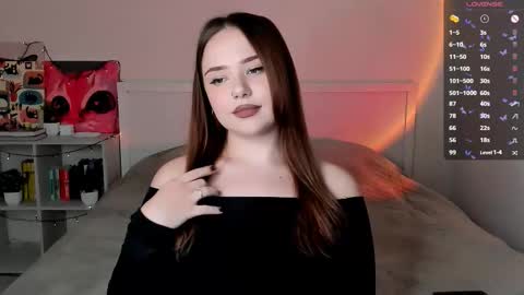 Snapshot of sweetie_candy_ chatting on October 4, 3:16 pm Hannah online show from October 4, 3:16 pm