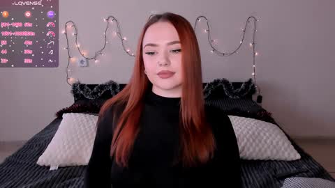 Snapshot of sweetie_candy_ chatting on December 21, 11:44 am Hannah online show from December 21, 11:44 am