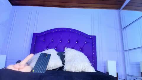 violeta online show from March 10, 3:21 am