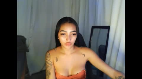 Snapshot of sweetie_irishh chatting on October 25, 10:12 am Irish online show from October 25, 10:12 am