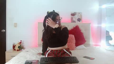 Lisa online show from March 14, 8:32 pm