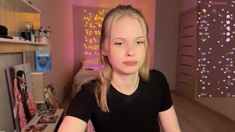 sweetie Lisa3 online show from December 21, 11:14 am