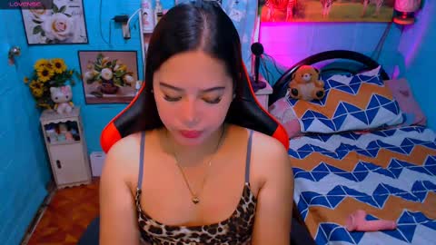 Nicole online show from March 12, 8:52 pm