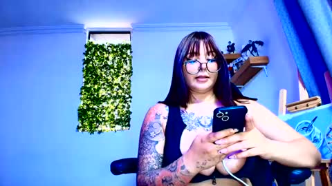 Isabella online show from August 5, 5:08 pm