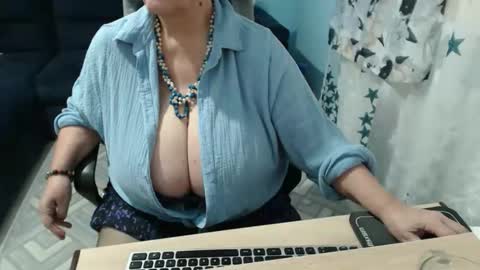 Snapshot of sweetladyrebeka chatting on September 17, 2:59 pm Rebeka online show from September 17, 2:59 pm