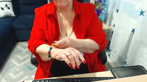 Snapshot of sweetladyrebeka chatting on January 17, 3:00 pm Rebeka online show from January 17, 3:00 pm