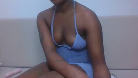 sweetlipshee online show from June 1, 9:16 pm