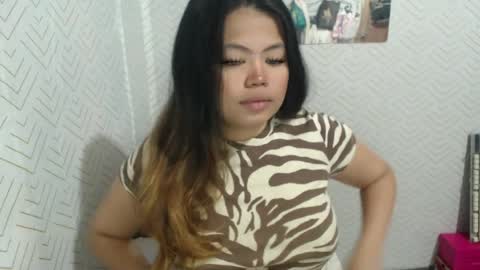 NICOLE online show from July 27, 1:46 am