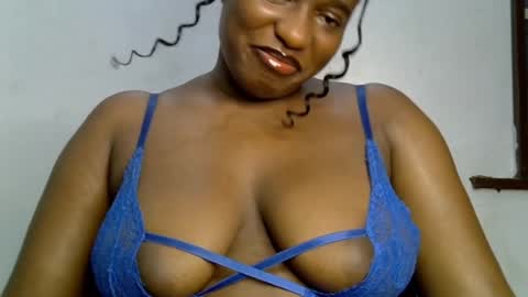 LILY BRANDY online show from April 29, 6:46 pm