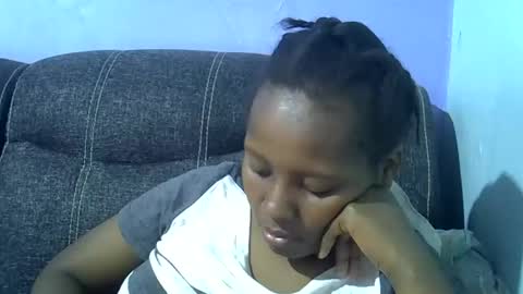 Snapshot of sweetqueen20 chatting on October 23, 4:29 am queen online show from October 23, 4:29 am