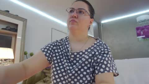 SweetRaisa online show from April 29, 11:21 pm