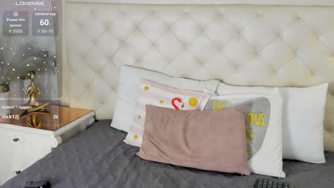 sweets one online show from March 5, 7:26 am