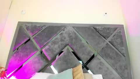 sweetsalome_01 online show from September 13, 6:49 pm