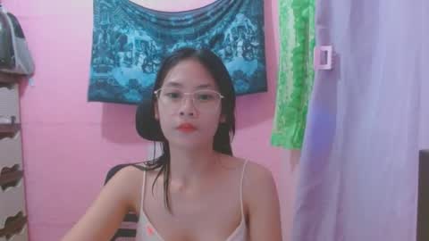 Mia online show from July 18, 12:51 pm