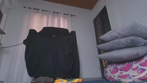 dulce online show from February 15, 9:14 pm