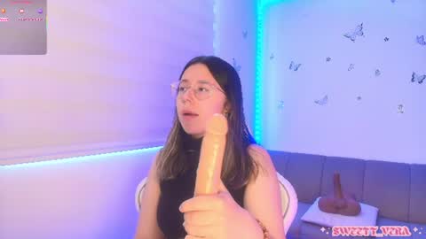 Veronica Independent Model online show from June 12, 2:25 pm