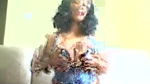 Vee online show from July 28, 9:51 am