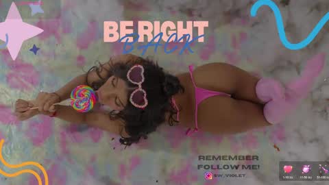 sweetviolet___ online show from April 30, 12:21 pm