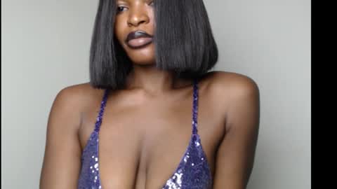 sweetxxboobsx online show from November 6, 8:42 am