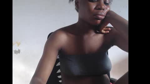 Sweetxxpie online show from October 29, 3:25 pm