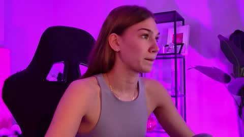 Emily online show from March 16, 11:58 am