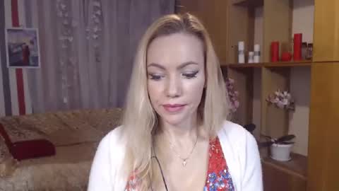 Sweety friend online show from December 12, 9:04 pm
