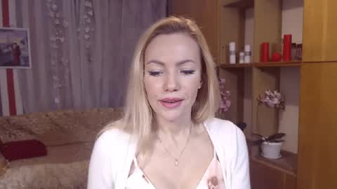 Sweety friend online show from December 4, 9:13 pm