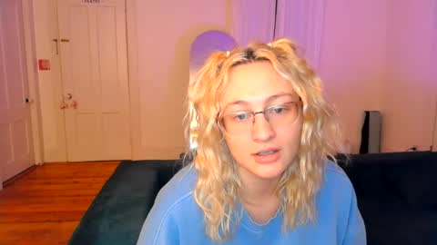 ashley blayde online show from June 22, 6:10 am