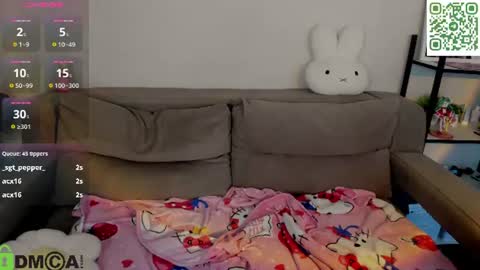 Sylvia online show from July 2, 3:23 am