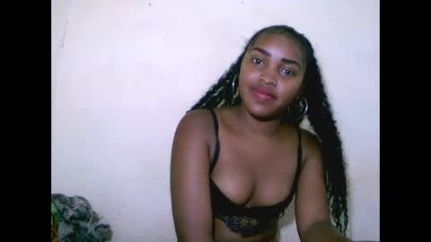 sylviasexy27 online show from January 18, 11:11 am