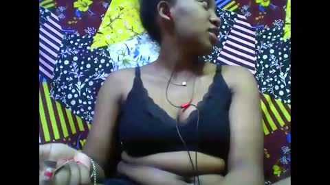 tahiriniah online show from November 13, 10:14 am