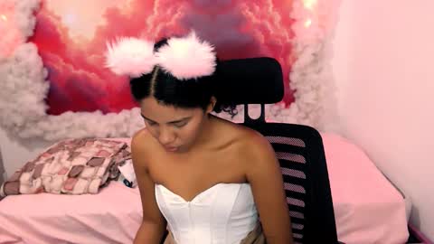 Snapshot of tainara_ebonny chatting on October 4, 3:56 am Tainara online show from October 4, 3:56 am