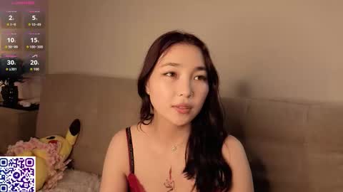 Soo Ying online show from March 7, 8:49 pm