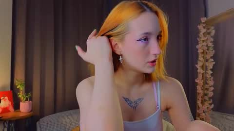 im Lally online show from November 11, 2:51 am