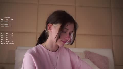 Mia online show from June 10, 1:05 am