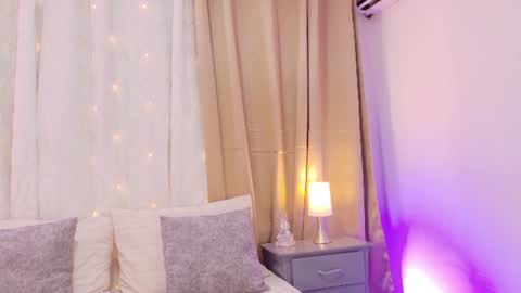 tali  online show from June 27, 12:33 pm