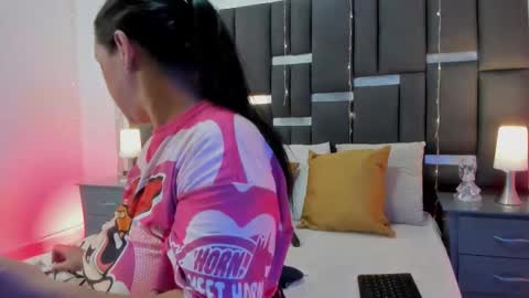 tali  online show from February 1, 7:23 pm