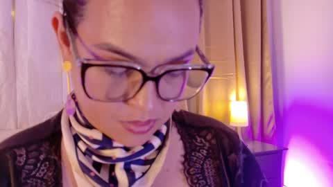 tali  online show from May 2, 10:35 pm