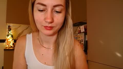  Kira  online show from March 11, 7:23 am