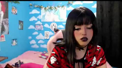 Alejandra Independent model online show from June 20, 9:35 am