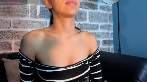 Snapshot of tamaraakins chatting on February 23, 12:52 pm Tamy online show from February 23, 12:52 pm