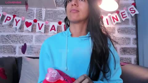 Snapshot of tamaraakins chatting on February 12, 2:44 pm Tamy online show from February 12, 2:44 pm